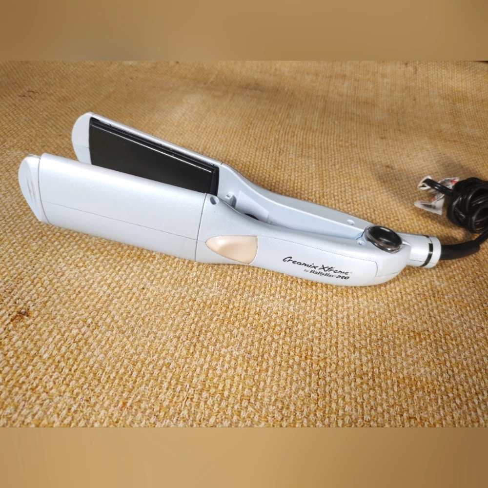 BaByliss Pro Ceramix Xtreme 1.75" Straightening Iron Model CT2590SL